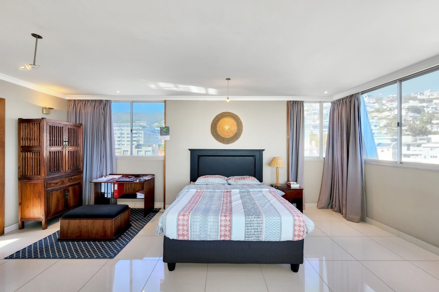 2 Bedroom Property for Sale in Bantry Bay Western Cape